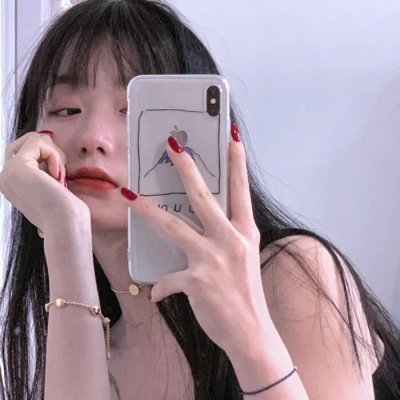 尤物争春 在线观看
