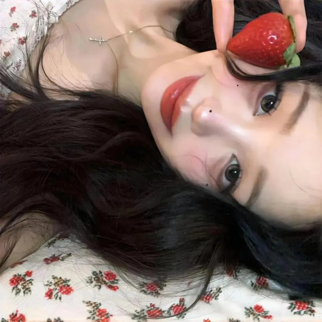 泳池里的男孩 在线观看